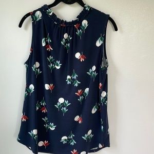 Ann Taylor factory Size M ruffle neck top